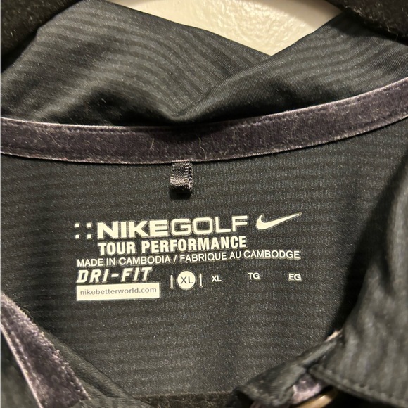 Women’s Nike Golf Long Sleeve shirt with collar - Picture 3 of 3